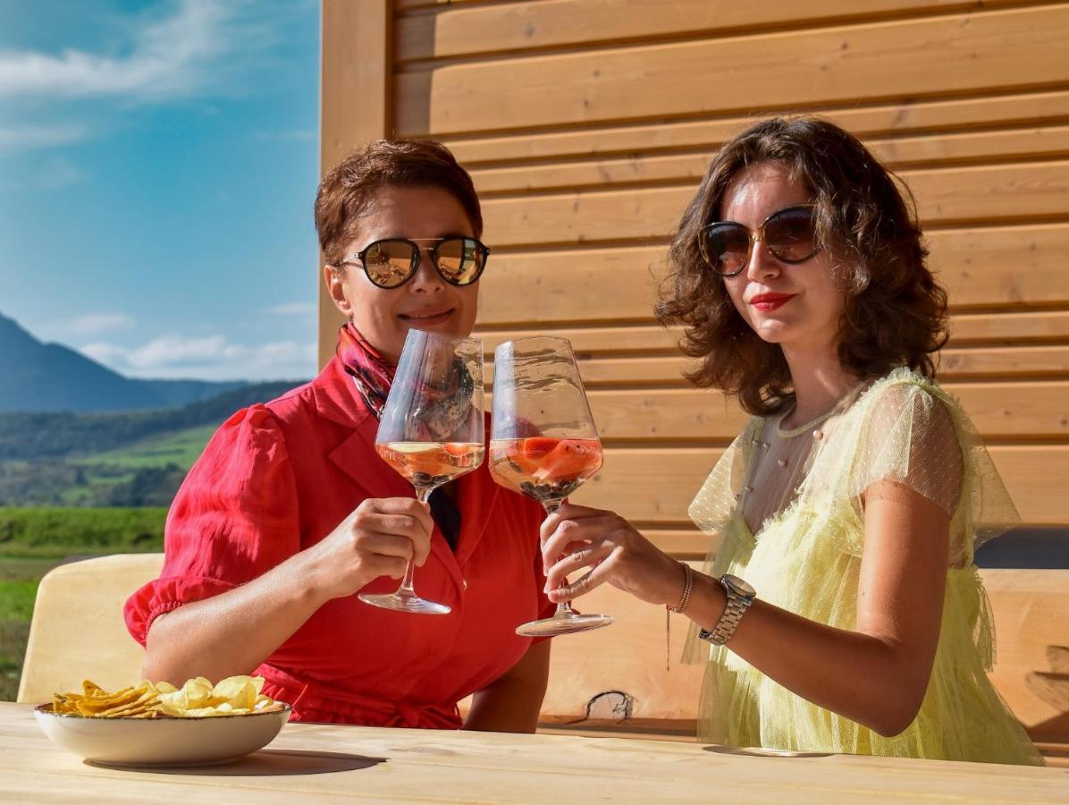 Rezort Zvernica Vlachy - Family & Fun Ngoại thất bức ảnh