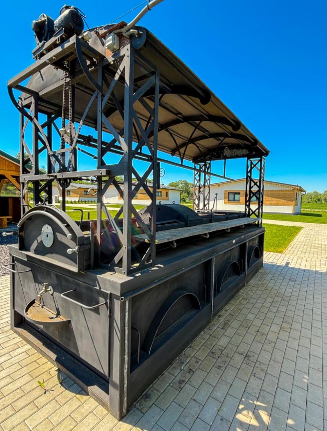 Rezort Zvernica Vlachy - Family & Fun Ngoại thất bức ảnh